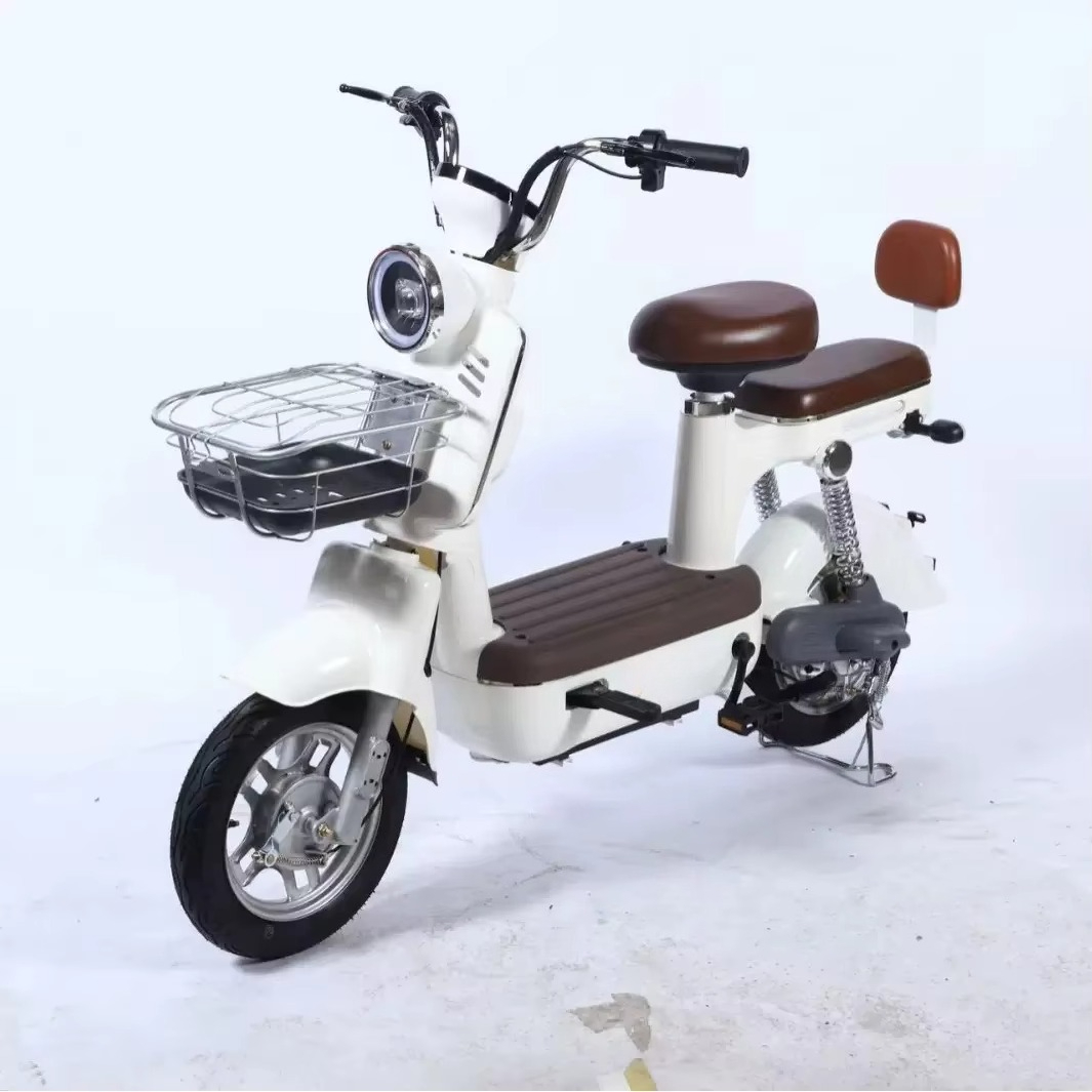 工場卸売 EBIKE デジタル充電式電動スクーター 350W - Electric Scooter 500W のレビューと価格